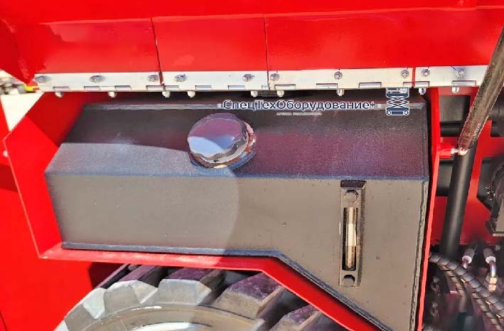 Mantall XD120 RT отсек с топливом